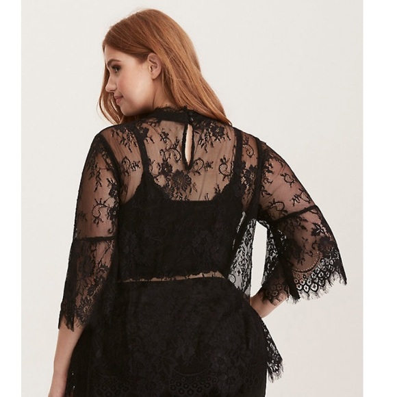 LACE MOCK NECK BELL SLEEVE BLOUSE - Picture 3 of 3